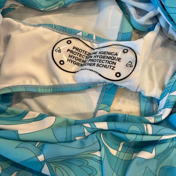 Tankini set - Picture 2 of 3